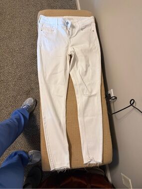 White old navy jeans size 6
